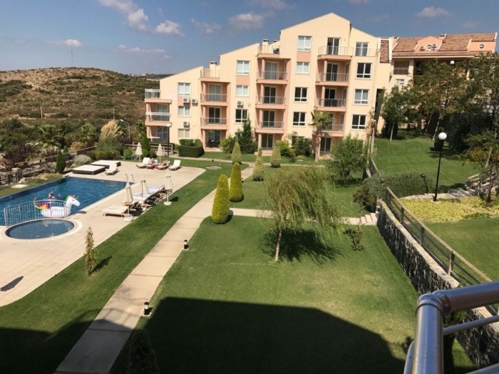 КВАРТИРА 1+1 В GOLF & SPA RESORT В КУШАДАСЫ.