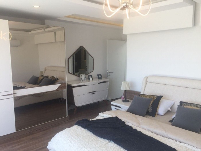 РОСКОШНАЯ ОТДЕЛЬНАЯ ВИЛЛА С ЧАСТНЫМ БАССЕЙНОМ В КУШАДАСЫ.