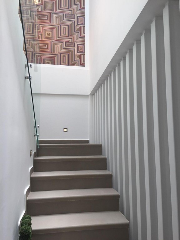 РОСКОШНАЯ ОТДЕЛЬНАЯ ВИЛЛА С ЧАСТНЫМ БАССЕЙНОМ В КУШАДАСЫ.