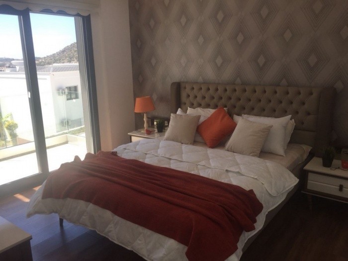 РОСКОШНАЯ ОТДЕЛЬНАЯ ВИЛЛА С ЧАСТНЫМ БАССЕЙНОМ В КУШАДАСЫ.