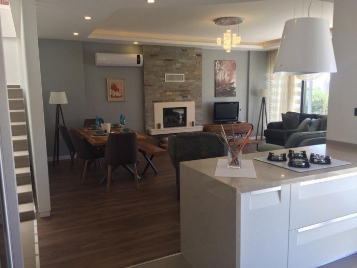 РОСКОШНАЯ ОТДЕЛЬНАЯ ВИЛЛА С ЧАСТНЫМ БАССЕЙНОМ В КУШАДАСЫ.