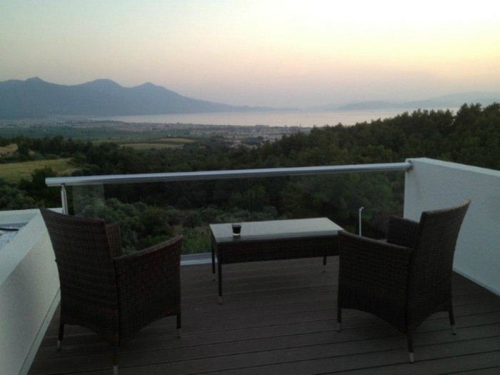 ОТДЕЛЬНАЯ ВИЛЛА С ВИДОМ НА МОРЕ И ЧАСТНЫМ БАССЕЙНОМ В КУШАДАСЫ.