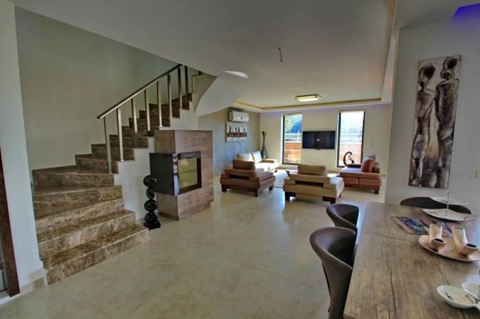 РОСКОШНАЯ ОТДЕЛЬНАЯ ВИЛЛА С ЧАСТНЫМ УЧАСТКОМ В КУШАДАСЫ.