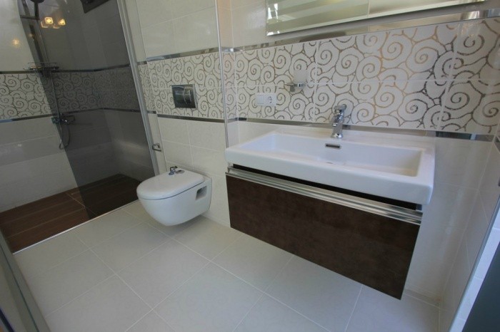 РОСКОШНАЯ ОТДЕЛЬНАЯ ВИЛЛА С ЧАСТНЫМ УЧАСТКОМ В КУШАДАСЫ.