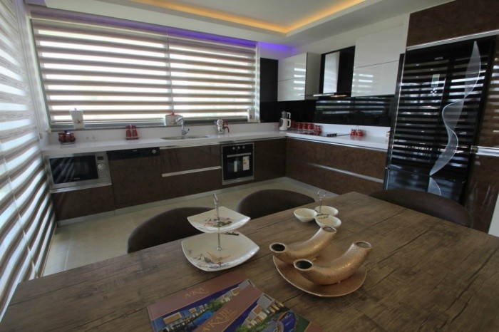 РОСКОШНАЯ ОТДЕЛЬНАЯ ВИЛЛА С ЧАСТНЫМ УЧАСТКОМ В КУШАДАСЫ.