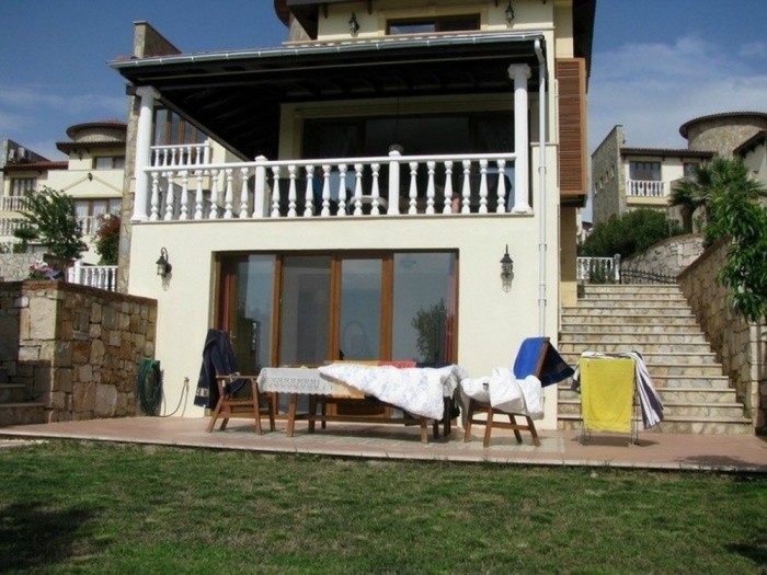 Detached Luxury Villa with Private Pool in Kusadasi Sogucak