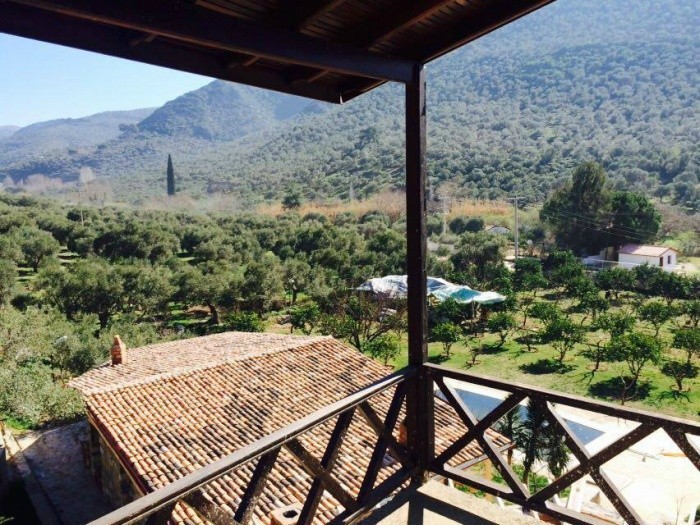 ОТДЕЛЬНАЯ ВИЛЛА ИЗ КАМНЯ С ЧАСНЫМ УЧАСТКОМ ПЛОЩАДЬЮ 4680 М2 В СЕЛЬЧУК.