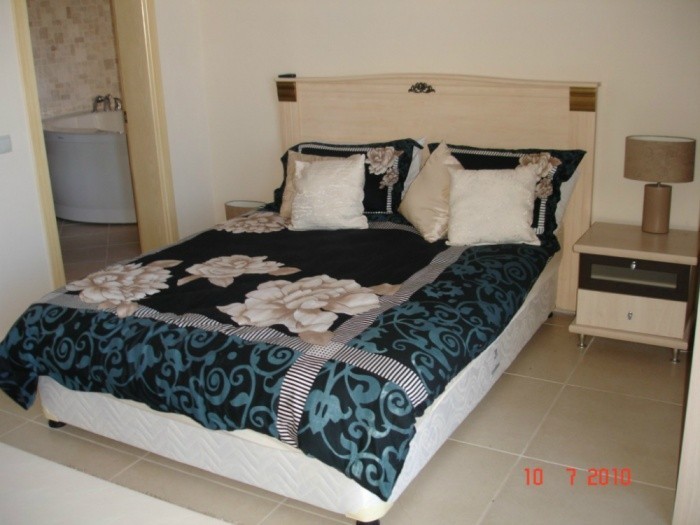 РОСКОШНАЯ ОТДЕЛЬНАЯ ВИЛЛА В КУШАДАСЫ.