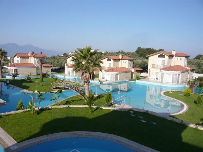 РОСКОШНАЯ ОТДЕЛЬНАЯ ВИЛЛА В КУШАДАСЫ.