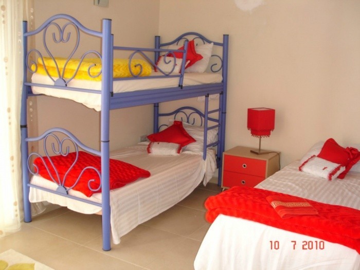 РОСКОШНАЯ ОТДЕЛЬНАЯ ВИЛЛА В КУШАДАСЫ.