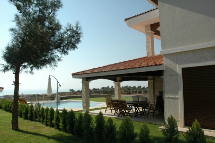 ОТДЕЛЬНАЯ ВИЛЛА С ВИДОМ НА МОРЕ В КУШАДАСЫ.