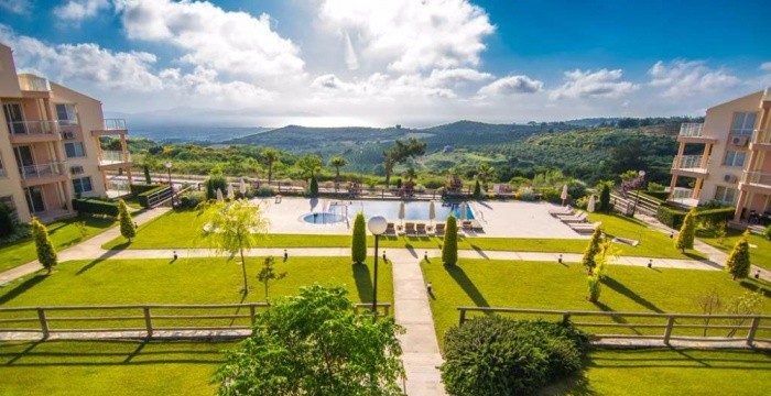 КВАРТИРА 2+1 В GOLF & SPA RESORT В КУШАДАСЫ.