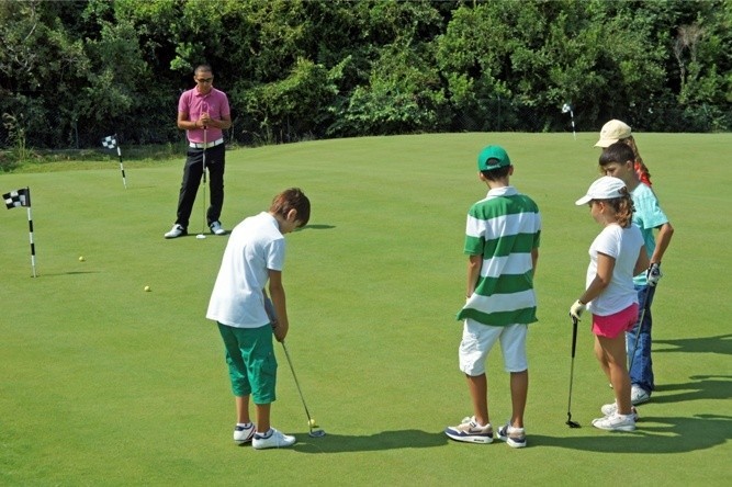 КВАРТИРА 2+1 В GOLF & SPA RESORT В КУШАДАСЫ.