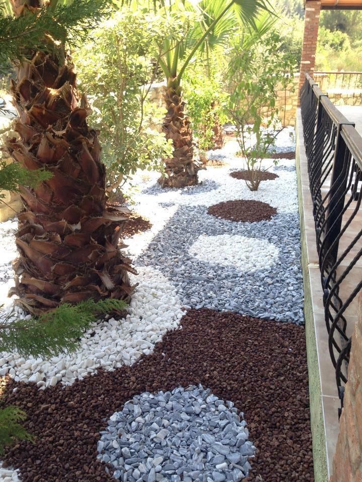 РОСКОШНАЯ ОТДЕЛЬНАЯ ВИЛЛА ИЗ КАМНЯ С ЧАСТНЫМ БАССЕЙНОМ В КУШАДАСЫ.