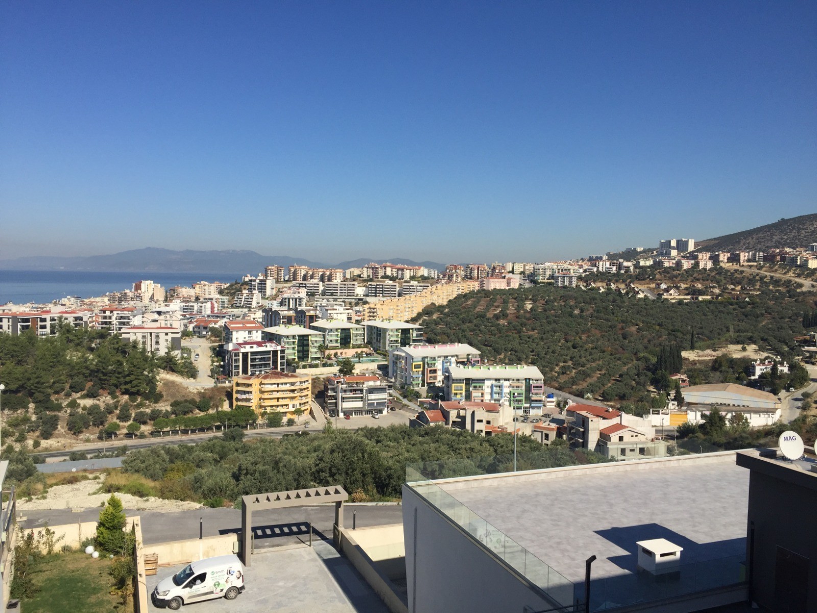 BRAND NEW 3 BEDROOMED RESIDENCE