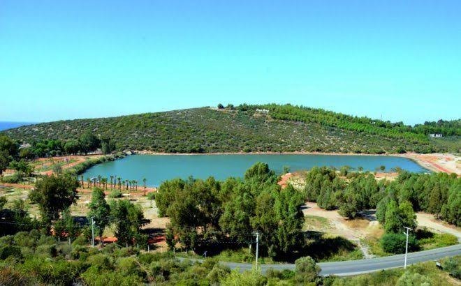 DETACHED LUXURY VILLA FOR SALE IN  KUSADASI LAKE WITH NATURE