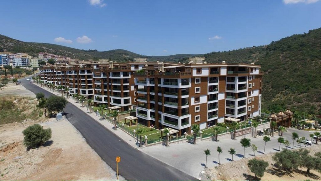 РОСКОШНЫЙ ПЕНТХАУС С ВИДОМ НА МОРЕ В КУШАДАСЫ.