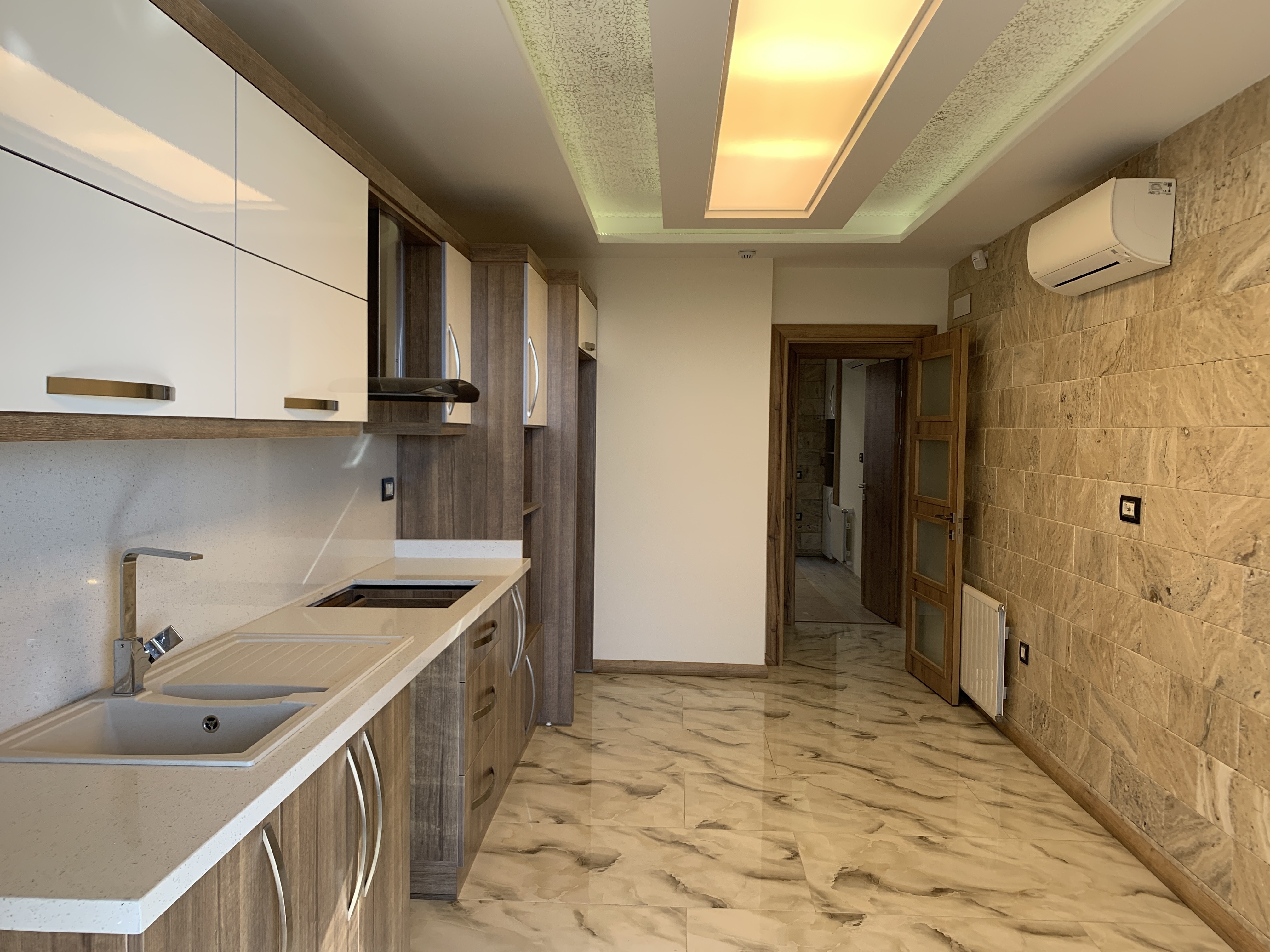 3 BEDROOMED  LUXURY RESIDENCE FOR SALE IN LADIES BEACH