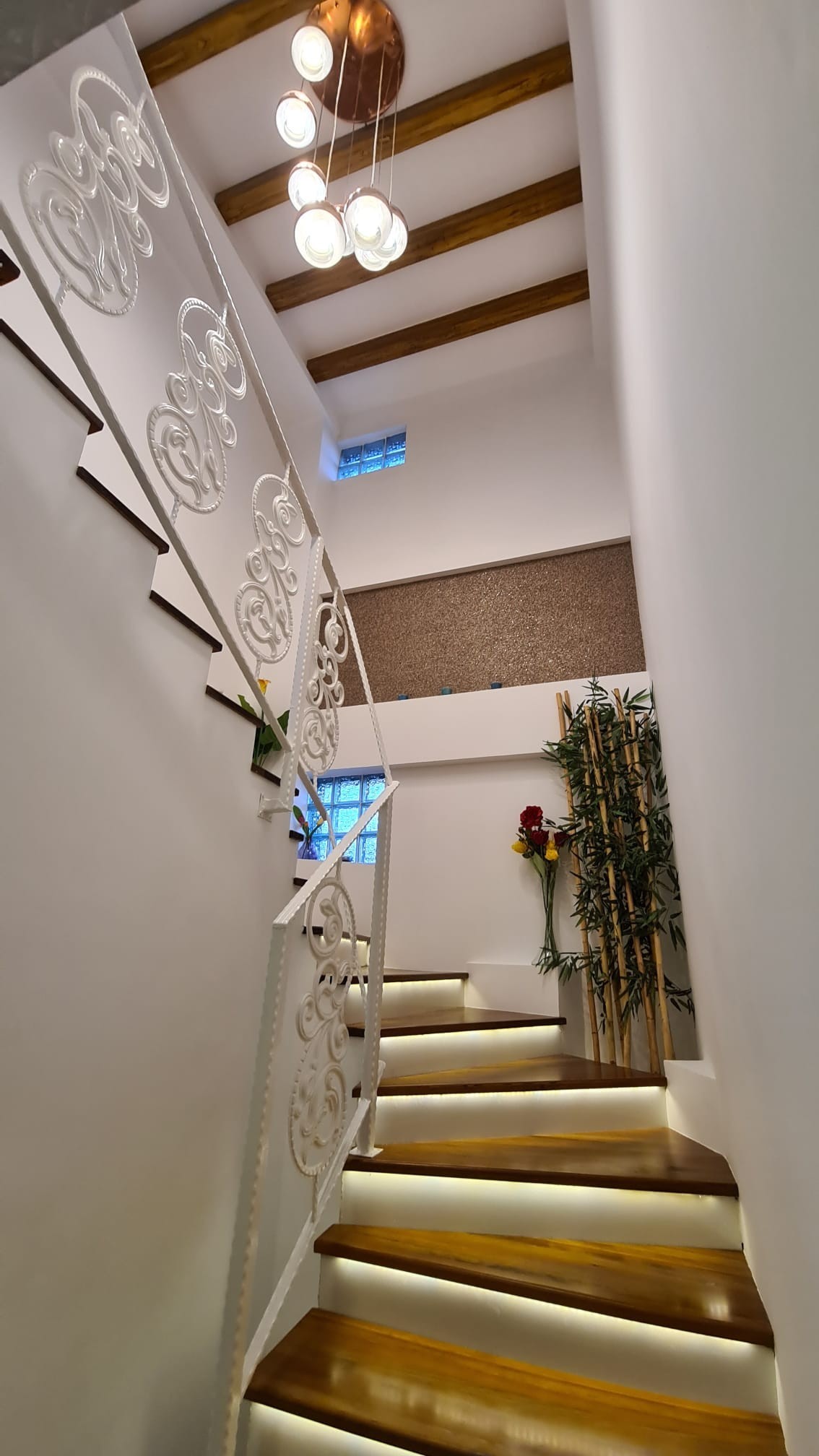 ОТДЕЛЬНАЯ ВИЛЛА В ОКРУЖЕНИИ ПРИРОДЫ В КУШАДАСЫ.