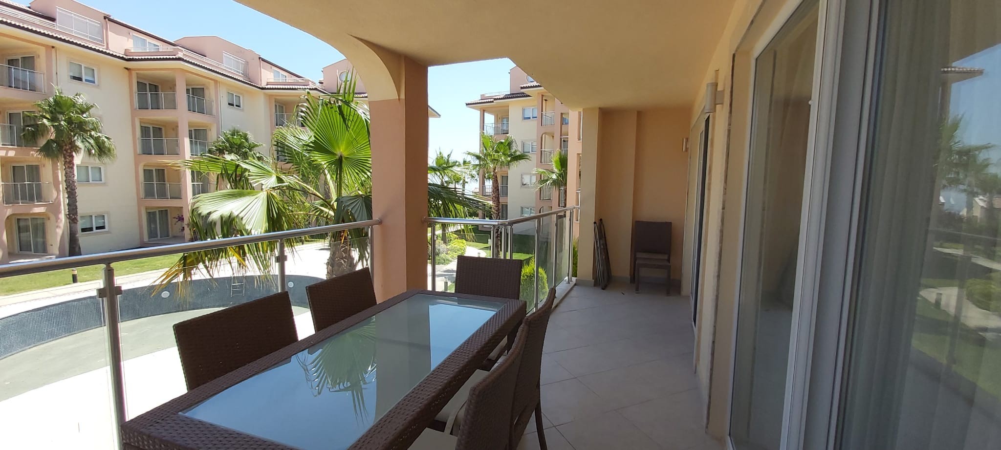 КВАРТИРА 2+1 В GOLF & SPA RESORT В КУШАДАСЫ.