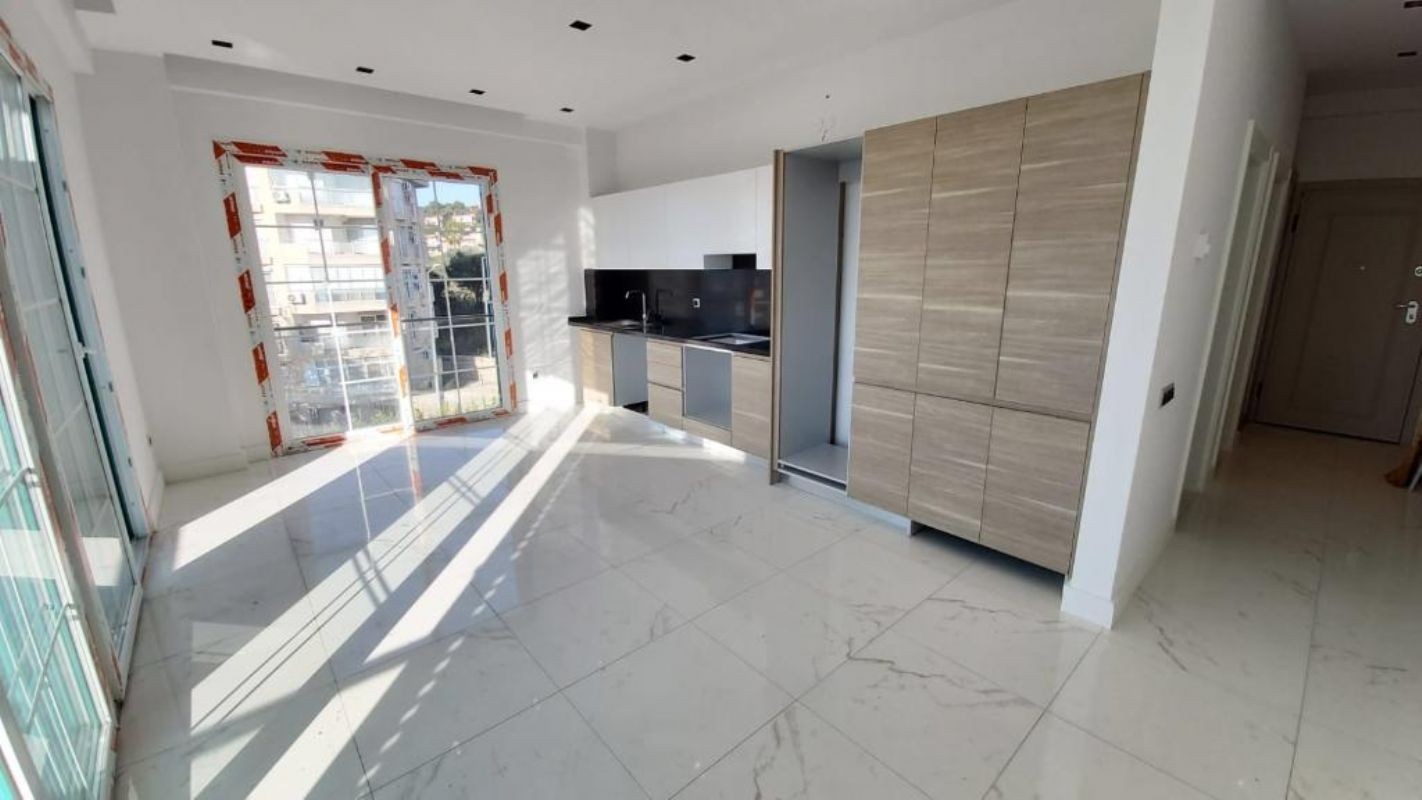 NATURAL STONE ARCHITECTURE 1 BEDROOM RESIDENCE WITH NICE SEAVIEW AT MARINA LOCATION