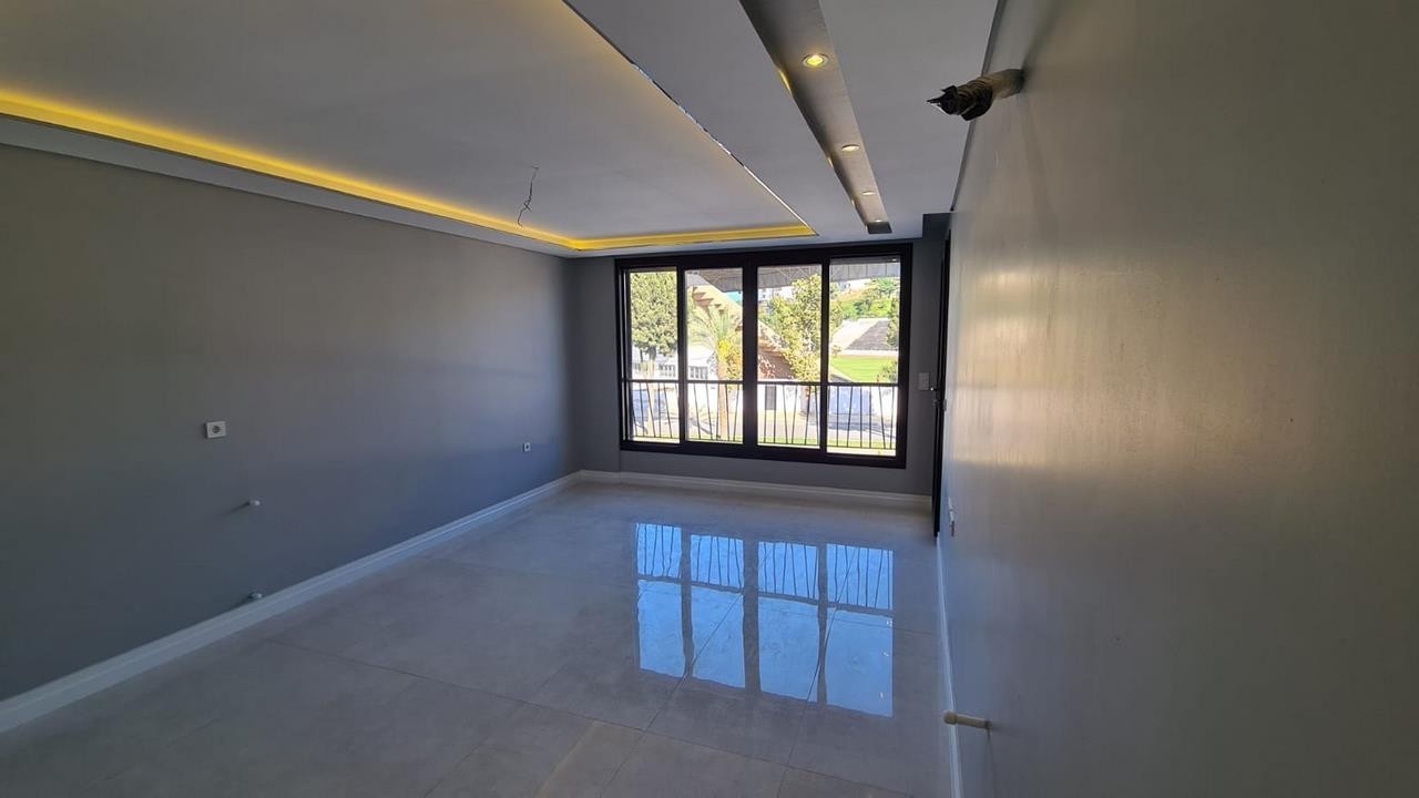 LAST OPPORTUNITIES NOT TO MISS LADIES BEACH RESIDENCE 2 BEDROOM