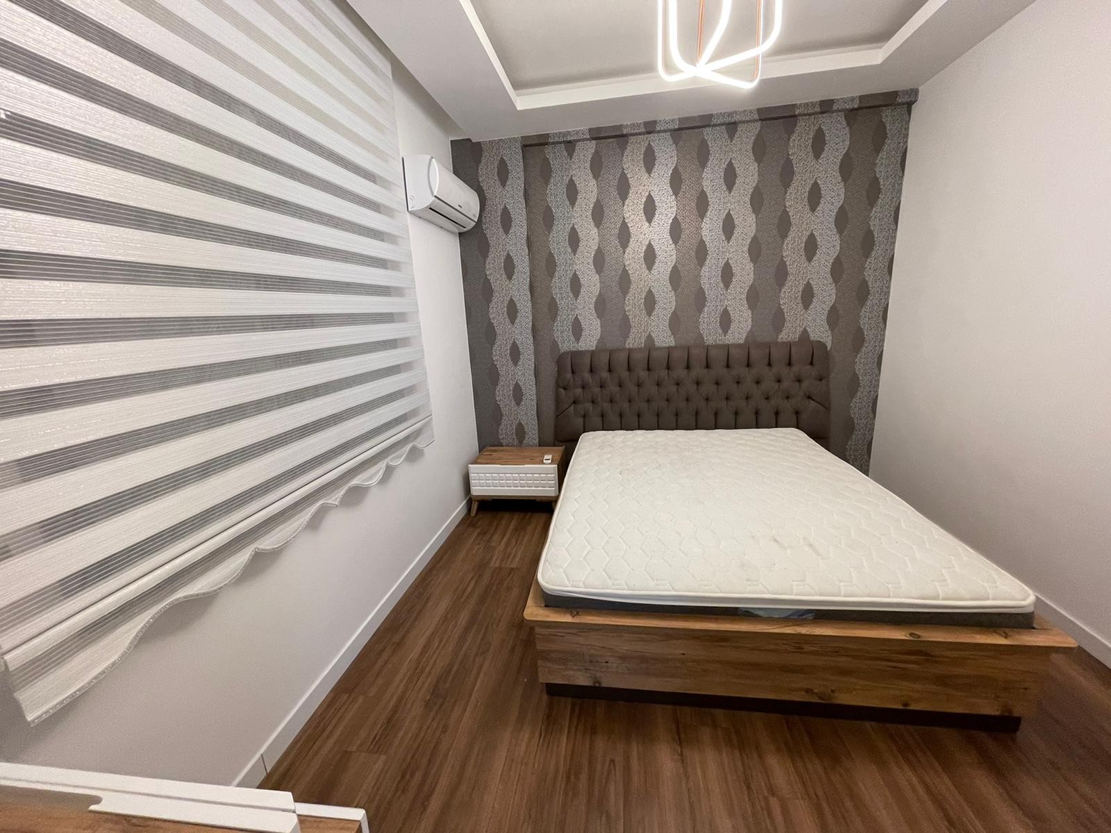 FULLY FURNISHED BRAND NEW CLOSE TO THE BEACH & TOWN