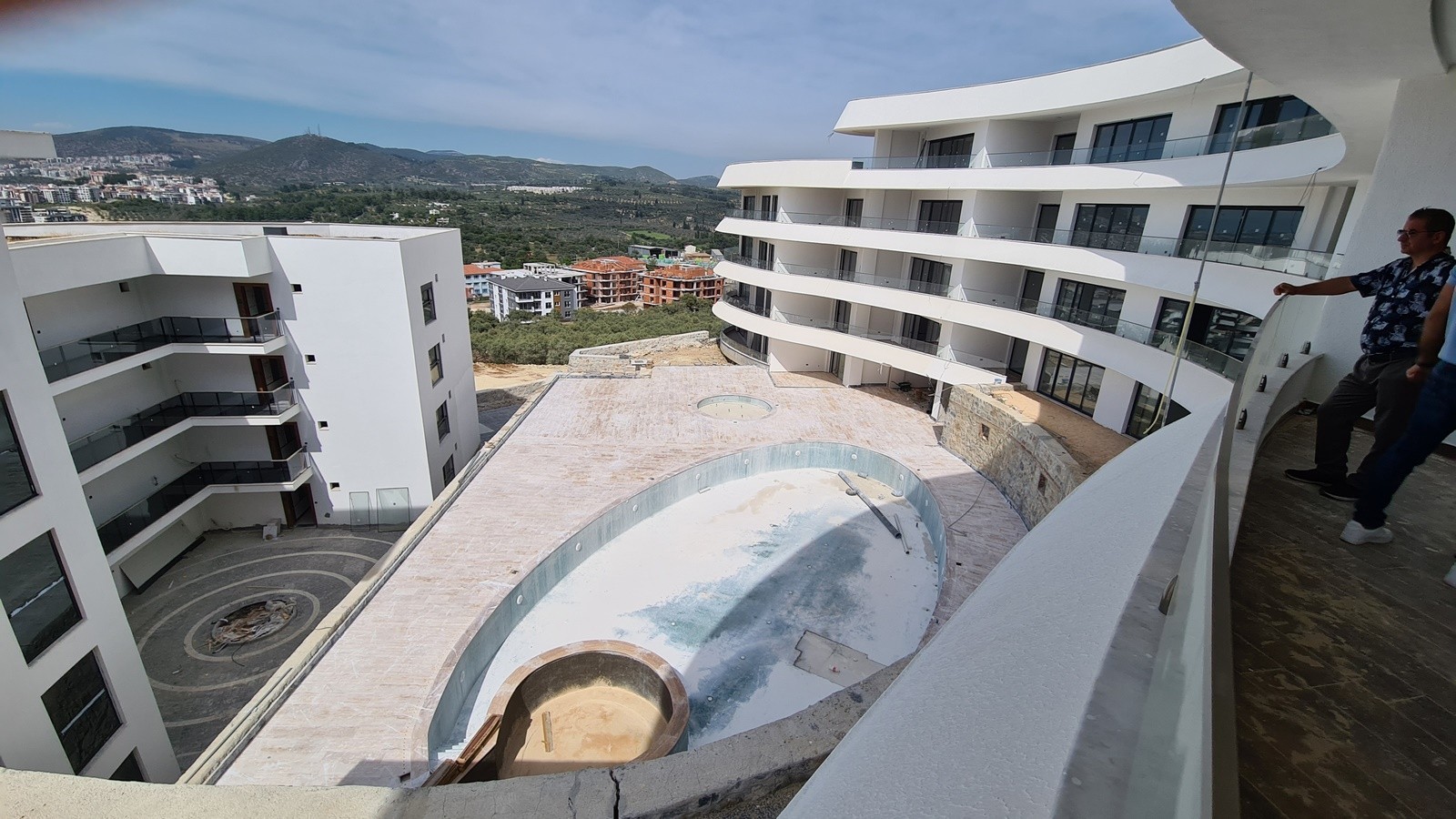 ЭЛИТНЫЕ КВАРТИРЫ В ПРЕСТИЖНОМ КОМПЛЕКСЕ В КУШАДАСЫ.