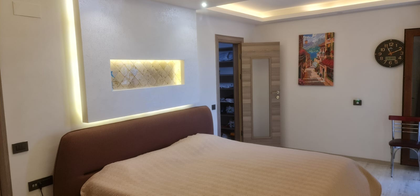 РОСКОШНЫЙ ПЕНТХАУС С ВИДОМ НА МОРЕ В КУШАДАСЫ.