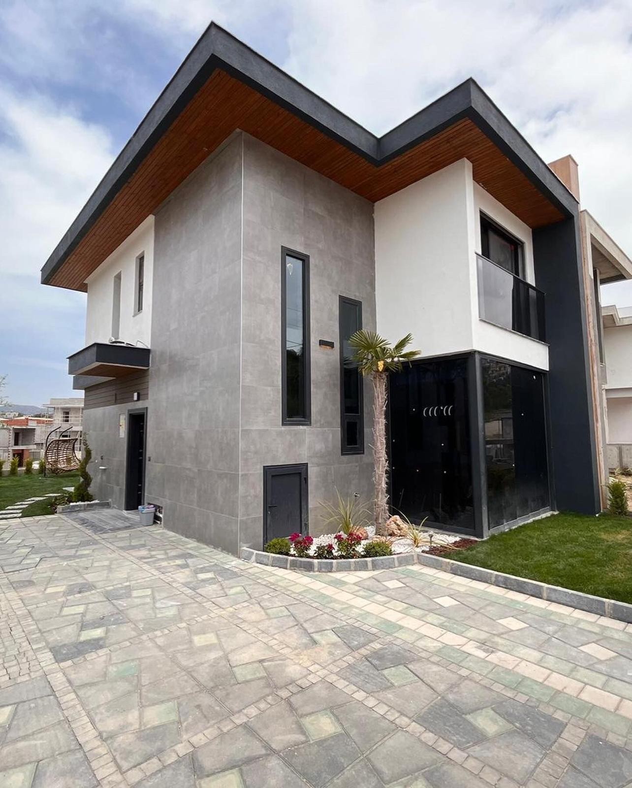 ЭЛИТНЫЕ СТРОЯЩИЕСЯ КВАРТИРЫ 2+1 В КУШАДАСЫ.