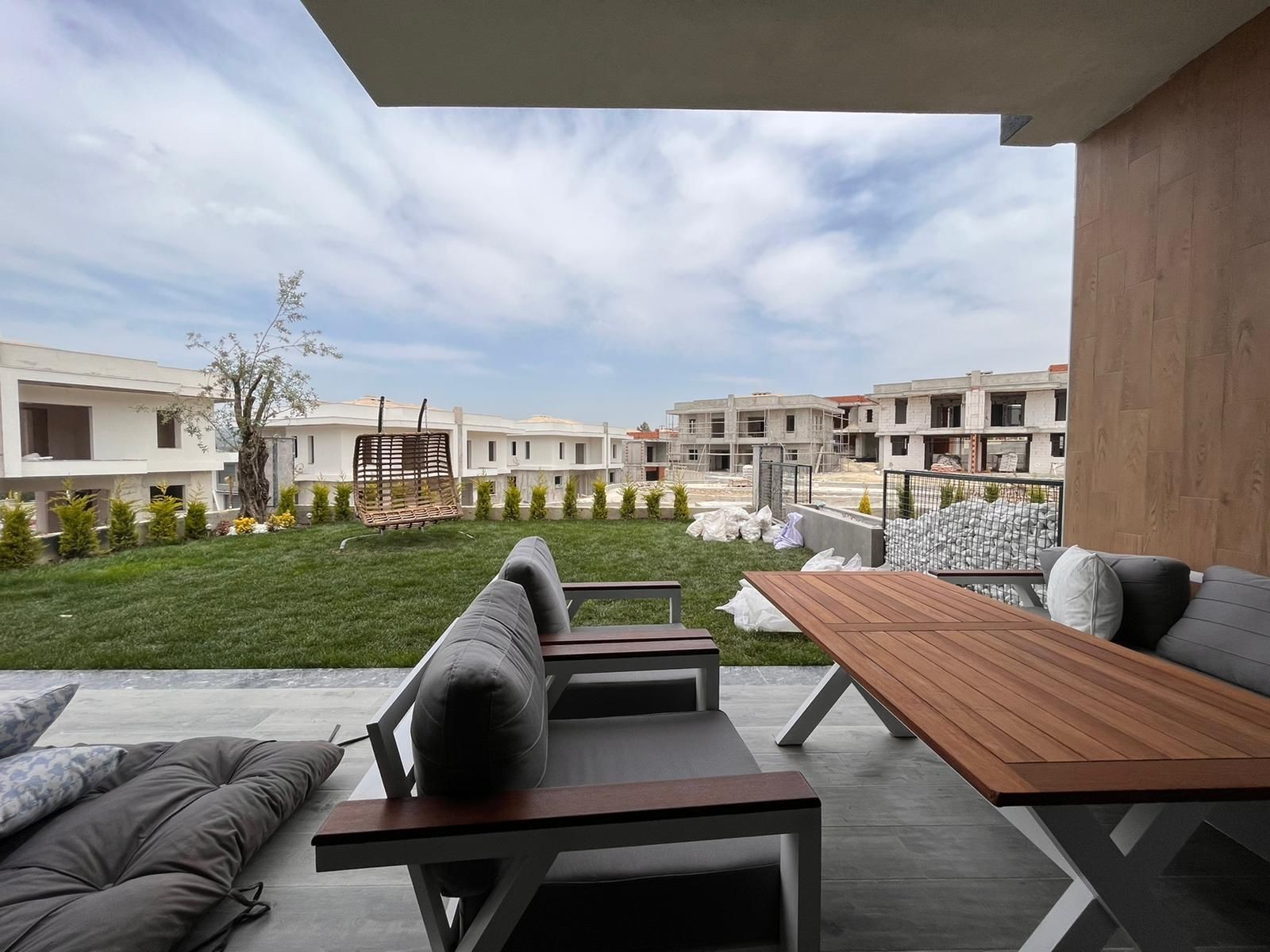 ЭЛИТНЫЕ СТРОЯЩИЕСЯ КВАРТИРЫ 2+1 В КУШАДАСЫ.