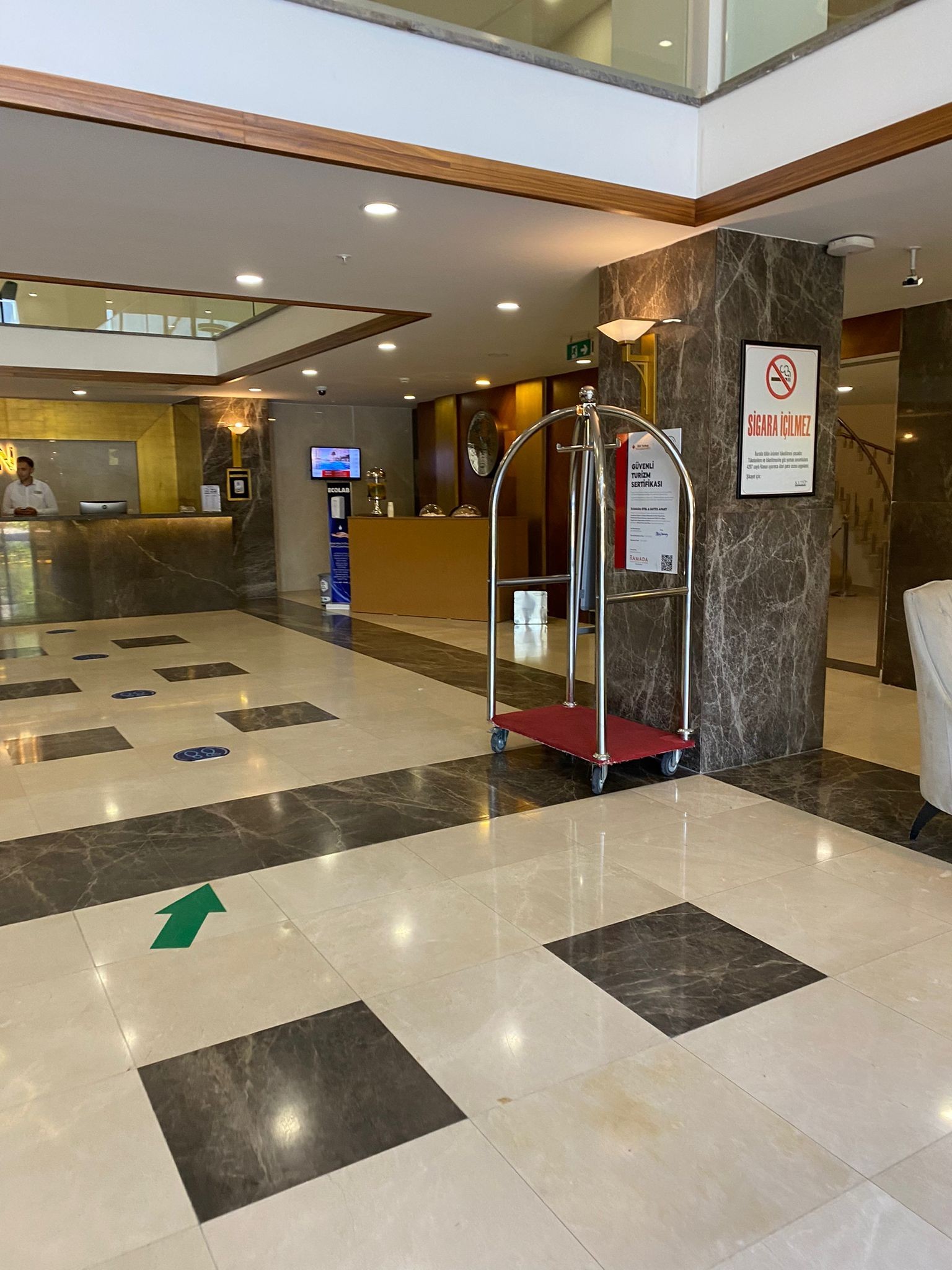 КВАРТИРА 1+1 В RAMADA RESORT В КУШАДАСЫ.