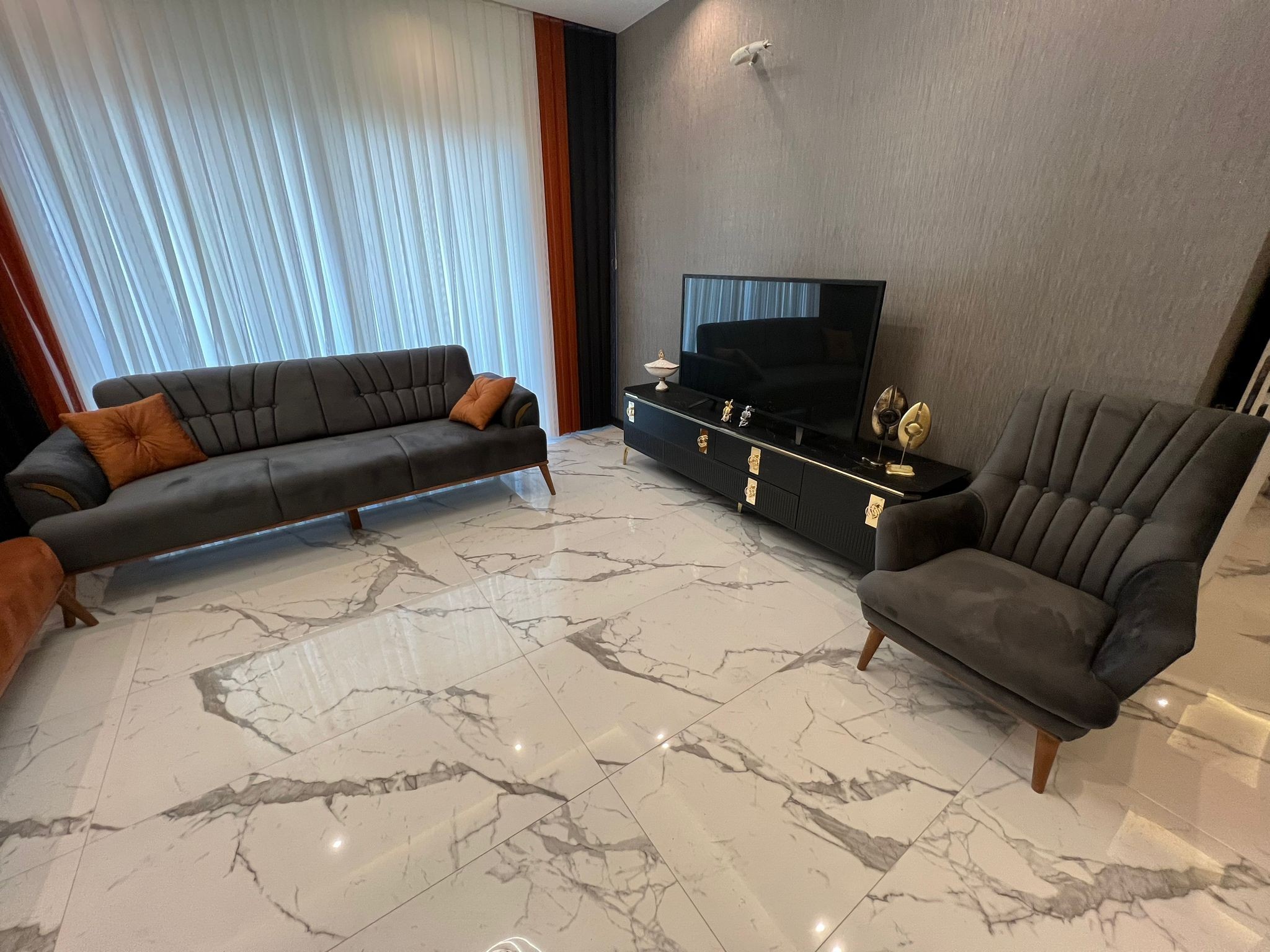 AFFORDABLE PRICE CITY CENTER BRAND NEW KEY READY RESIDENCE IN KUSADASI