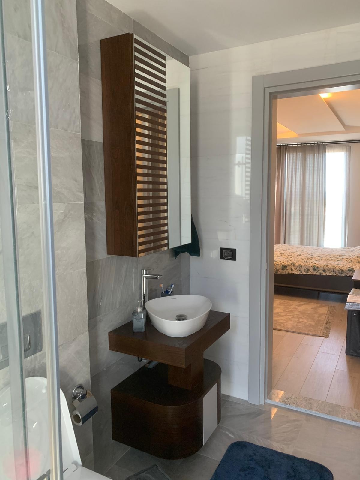 РОСКОШНАЯ ОТДЕЛЬНАЯ ВИЛЛА С ЧАСТНЫМ БАССЕЙНОМ В КУШАДАСЫ.