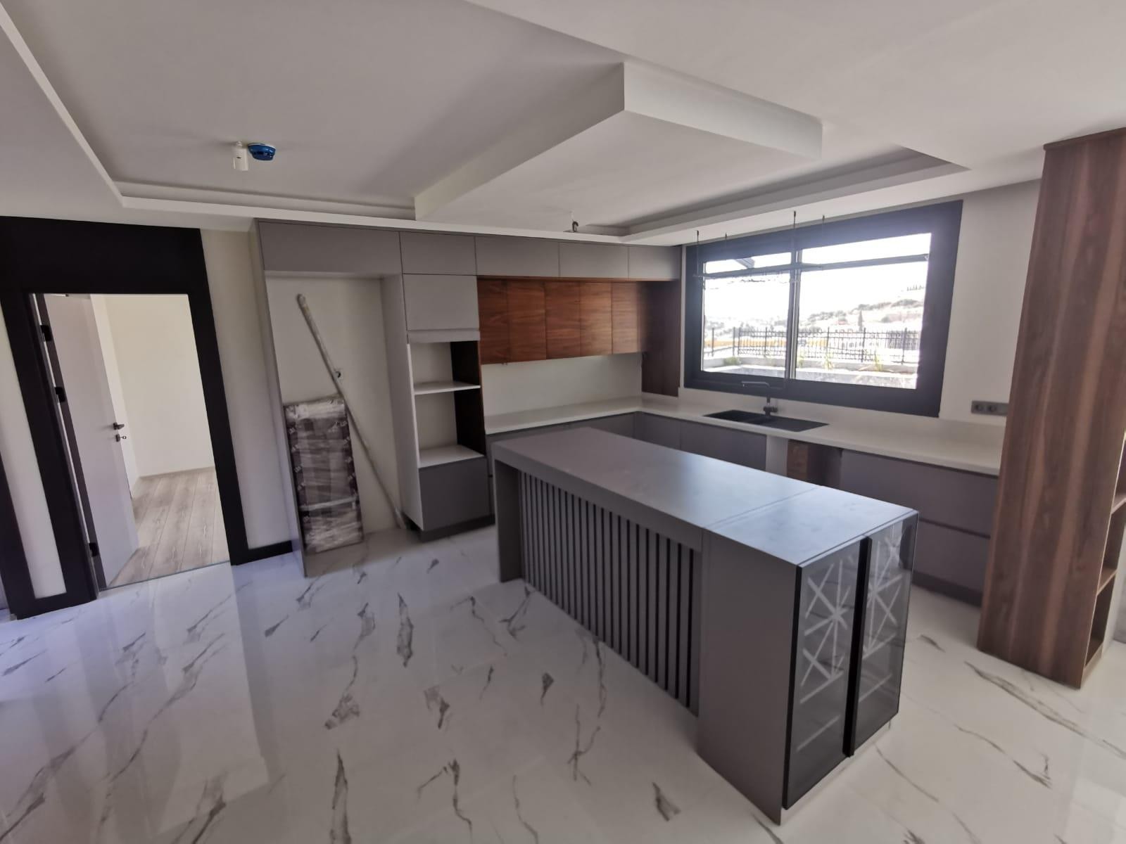 ЭЛИТНАЯ ВИЛЛА НА ПРОДАЖУ В КУШАДАСЫ.