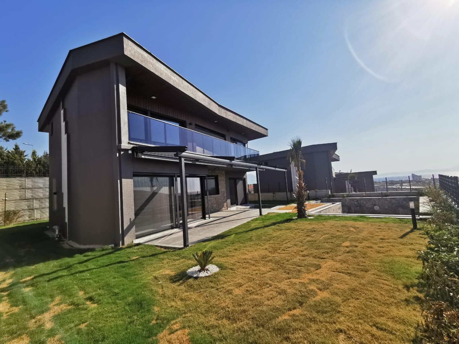 ЭЛИТНАЯ ВИЛЛА НА ПРОДАЖУ В КУШАДАСЫ.