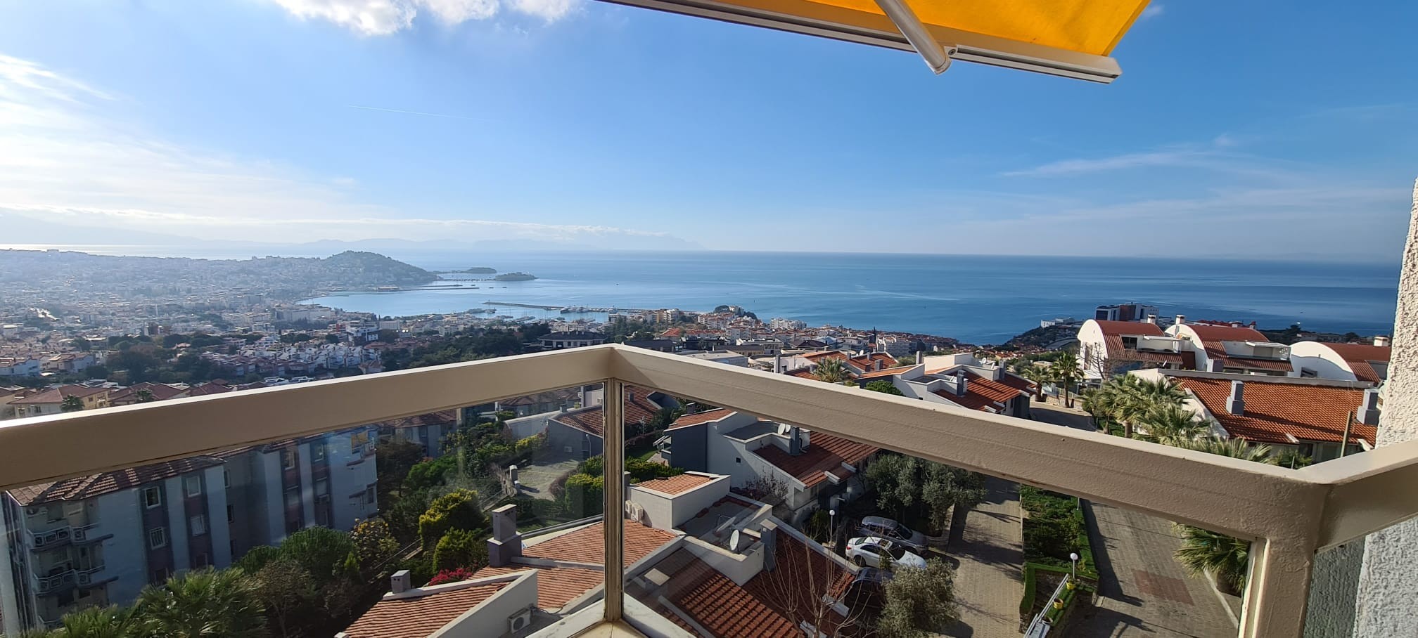 Terrific Sea Viewed Apartment for sale in Marina area Kusadasi