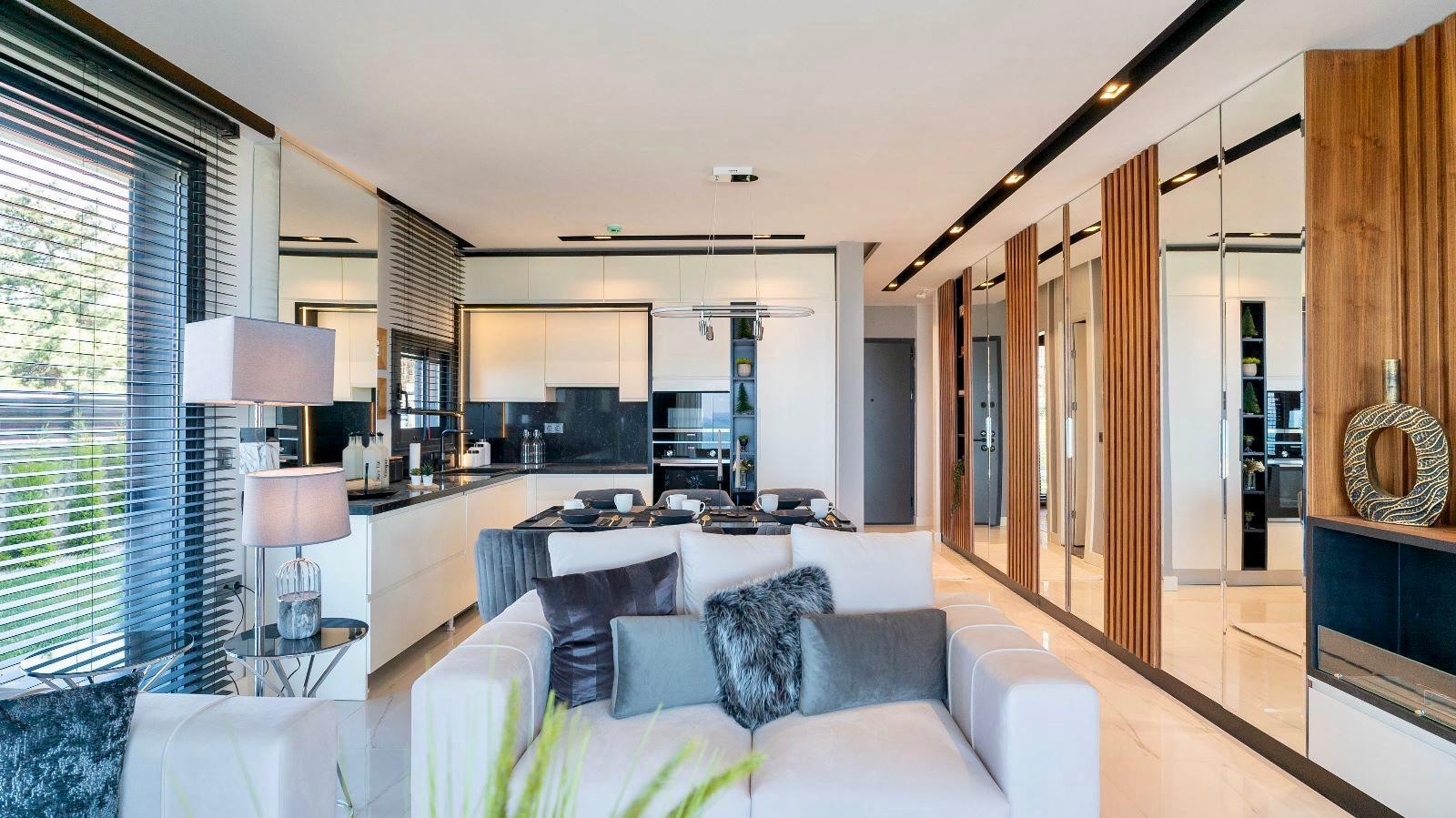 РОСКОШНЫЕ ВИЛЛЫ С ВИДОМ НА МОРЕ НА ПРОДАЖУ В КУШАДАСЫ.