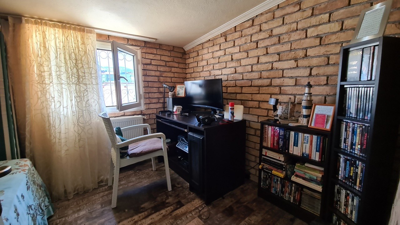 ДВУХУРОВНЕВАЯ КВАРТИРА С ВИДОМ НА МОРЕ НА ПРОДАЖУ В КУШАДАСЫ.