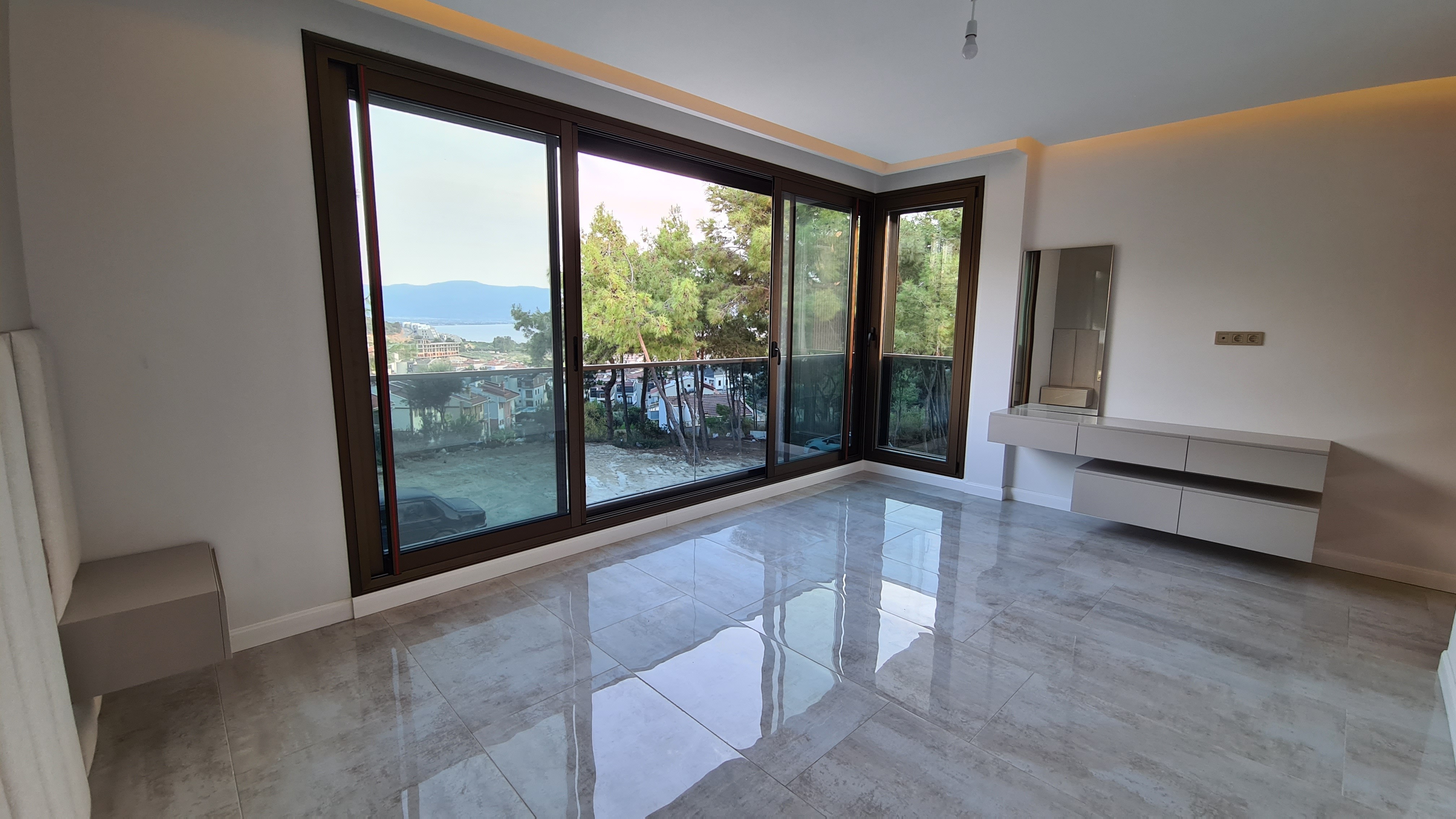 ВИЛЛА  4+1 С ЧАСТНЫМ БАССЕЙНОМ НА ПРОДАЖУ В КУШАДАСЫ.