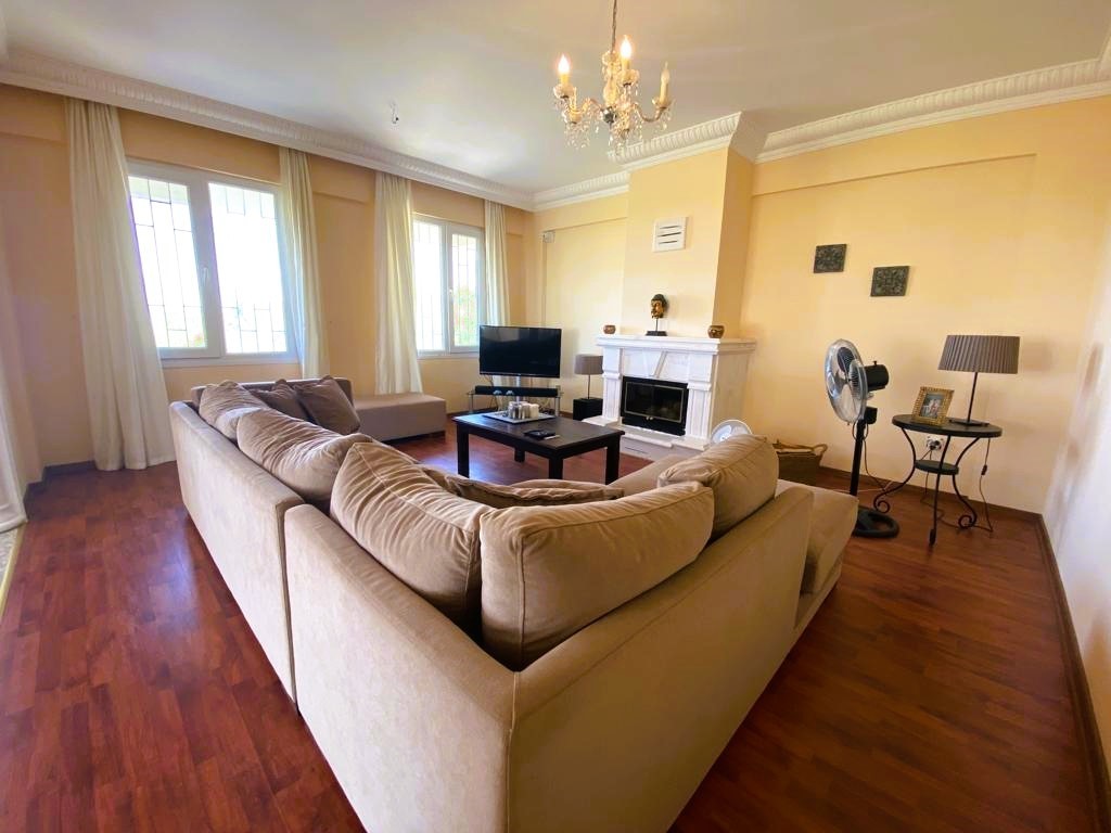 РОСКОШНАЯ ОТДЕЛЬНАЯ ВИЛЛА С ВИДОМ НА МОРЕ И ЧАСТНЫМ БАССЕЙНОМ В КУШАДАСЫ.