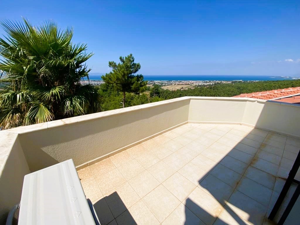 РОСКОШНАЯ ОТДЕЛЬНАЯ ВИЛЛА С ВИДОМ НА МОРЕ И ЧАСТНЫМ БАССЕЙНОМ В КУШАДАСЫ.