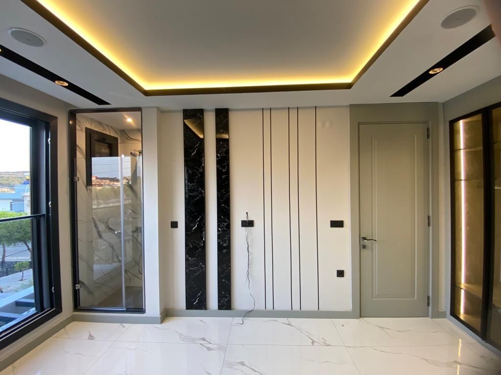 Luxurious and Modern House Equipped with Technology for Sale