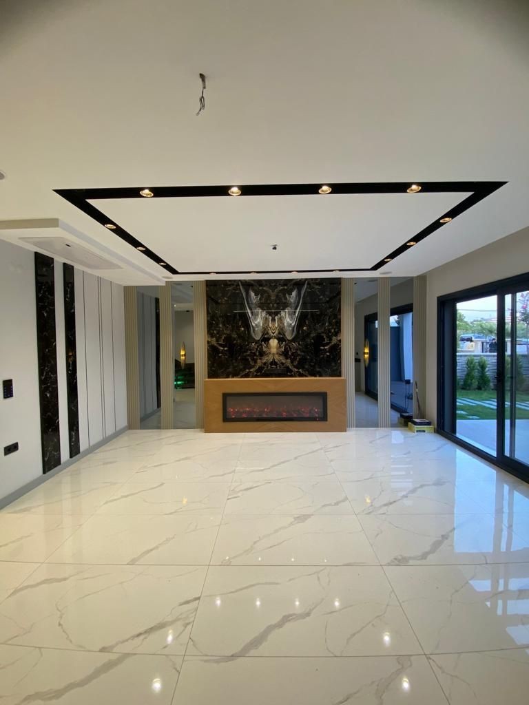 Luxurious and Modern House Equipped with Technology for Sale