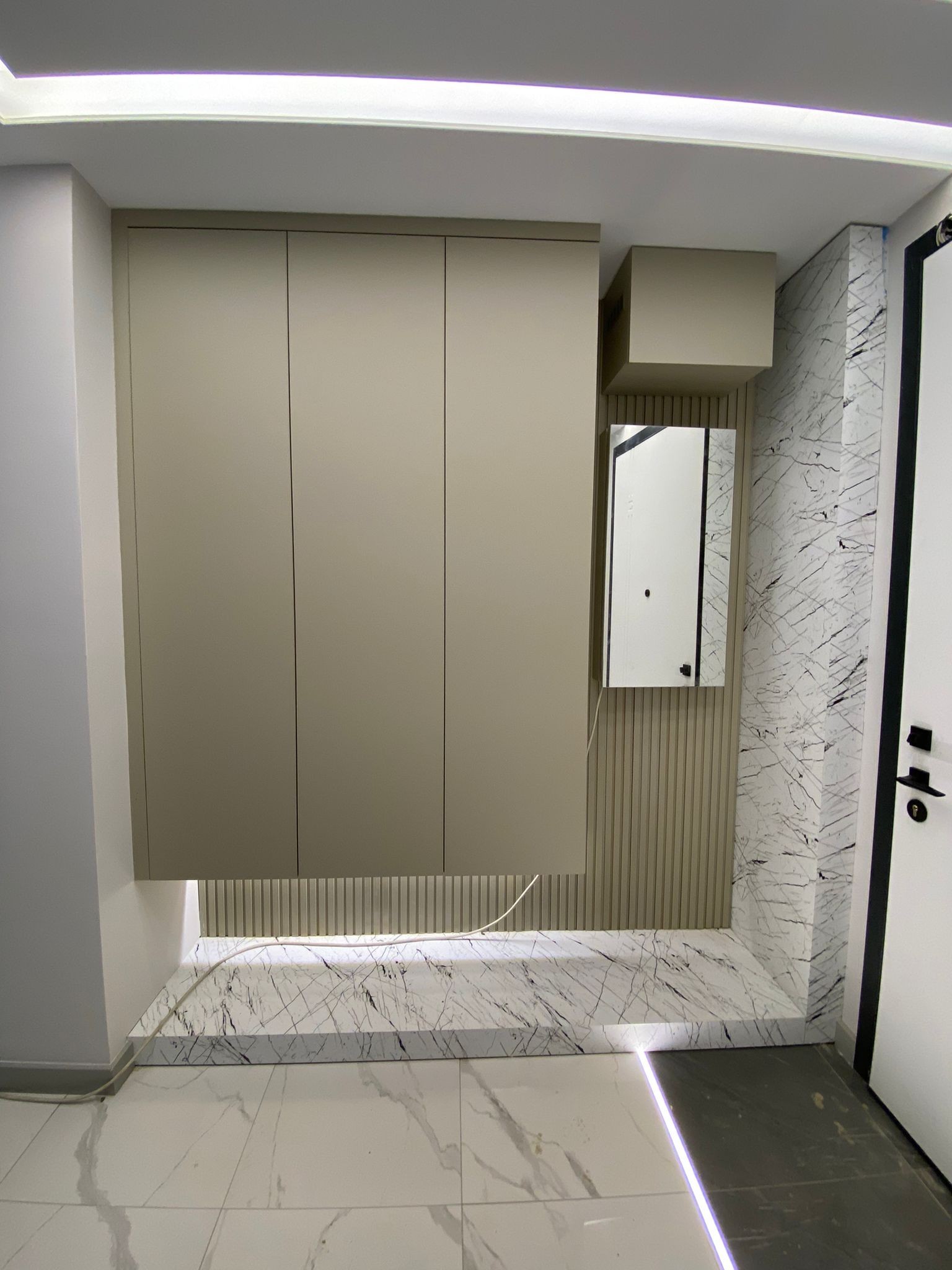 Luxurious and Modern House Equipped with Technology for Sale