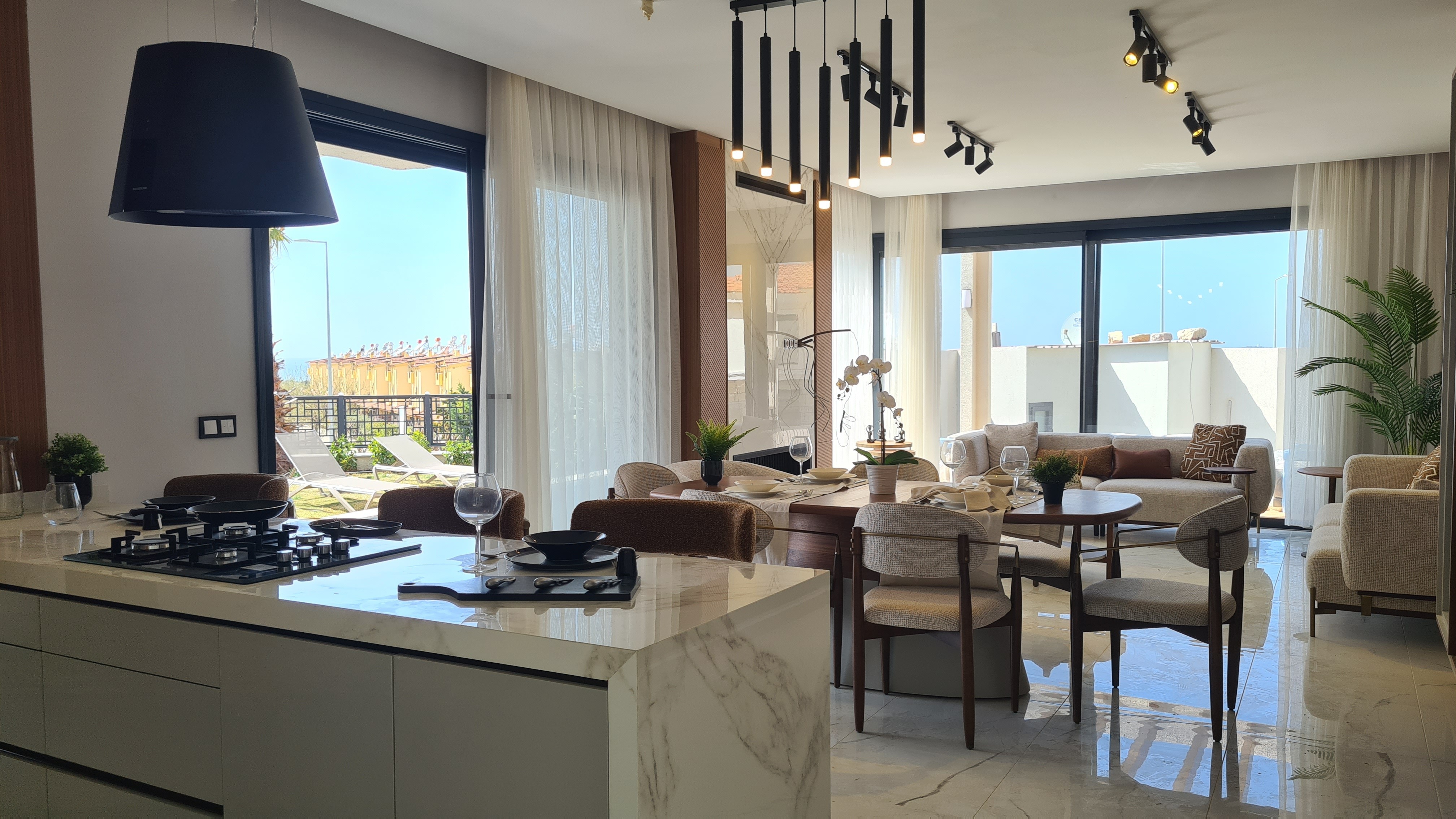 ОТДЕЛЬНАЯ ВИЛЛА С ВИДОМ НА МОРЕ В КУШАДАСЫ.