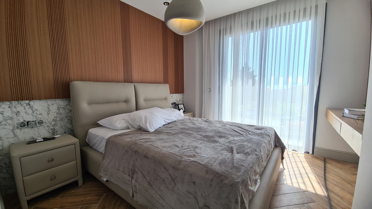 ОТДЕЛЬНАЯ ВИЛЛА С ВИДОМ НА МОРЕ В КУШАДАСЫ.