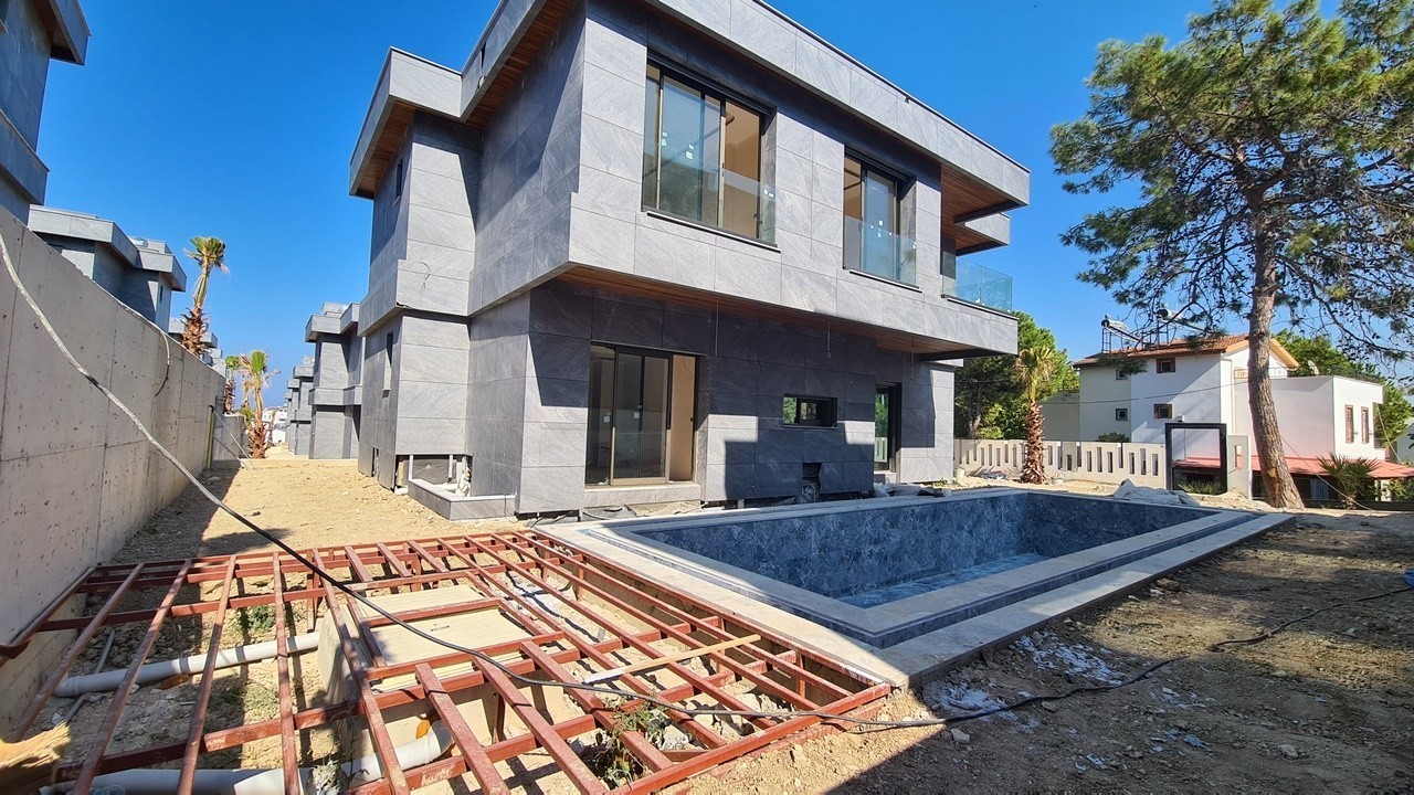 GREEN BEACH BEACH FRONT VILLAS FROM OFF-PLAN STUNNING LOCATION