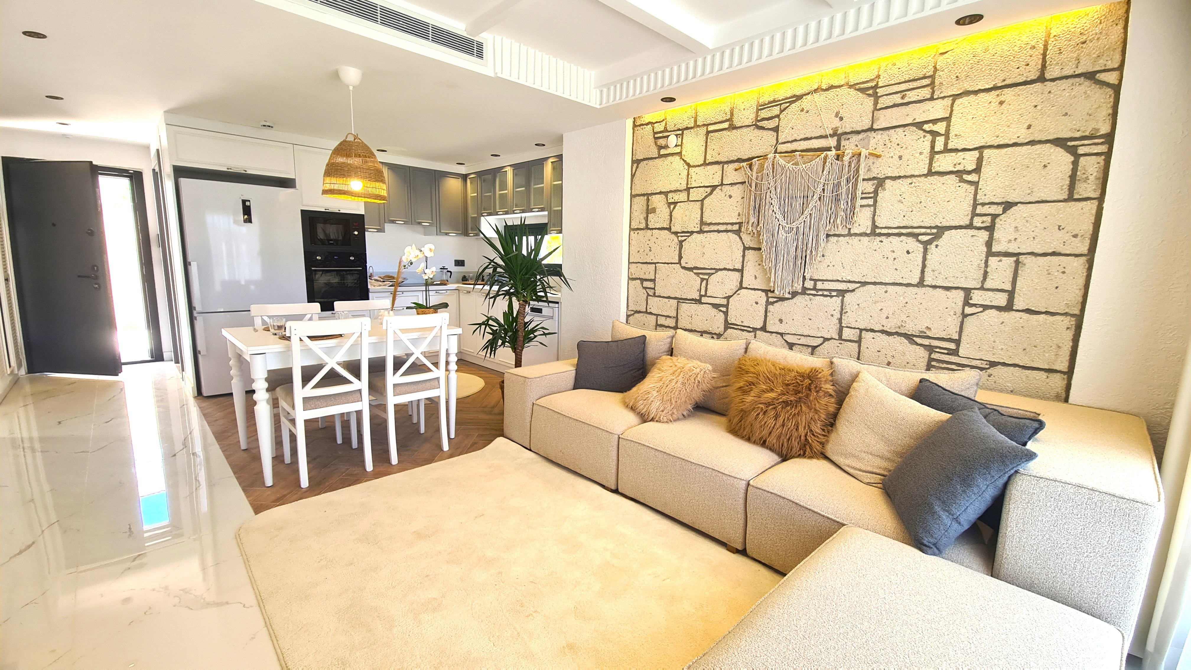 Country Style Semi-Detached Villa For Sale