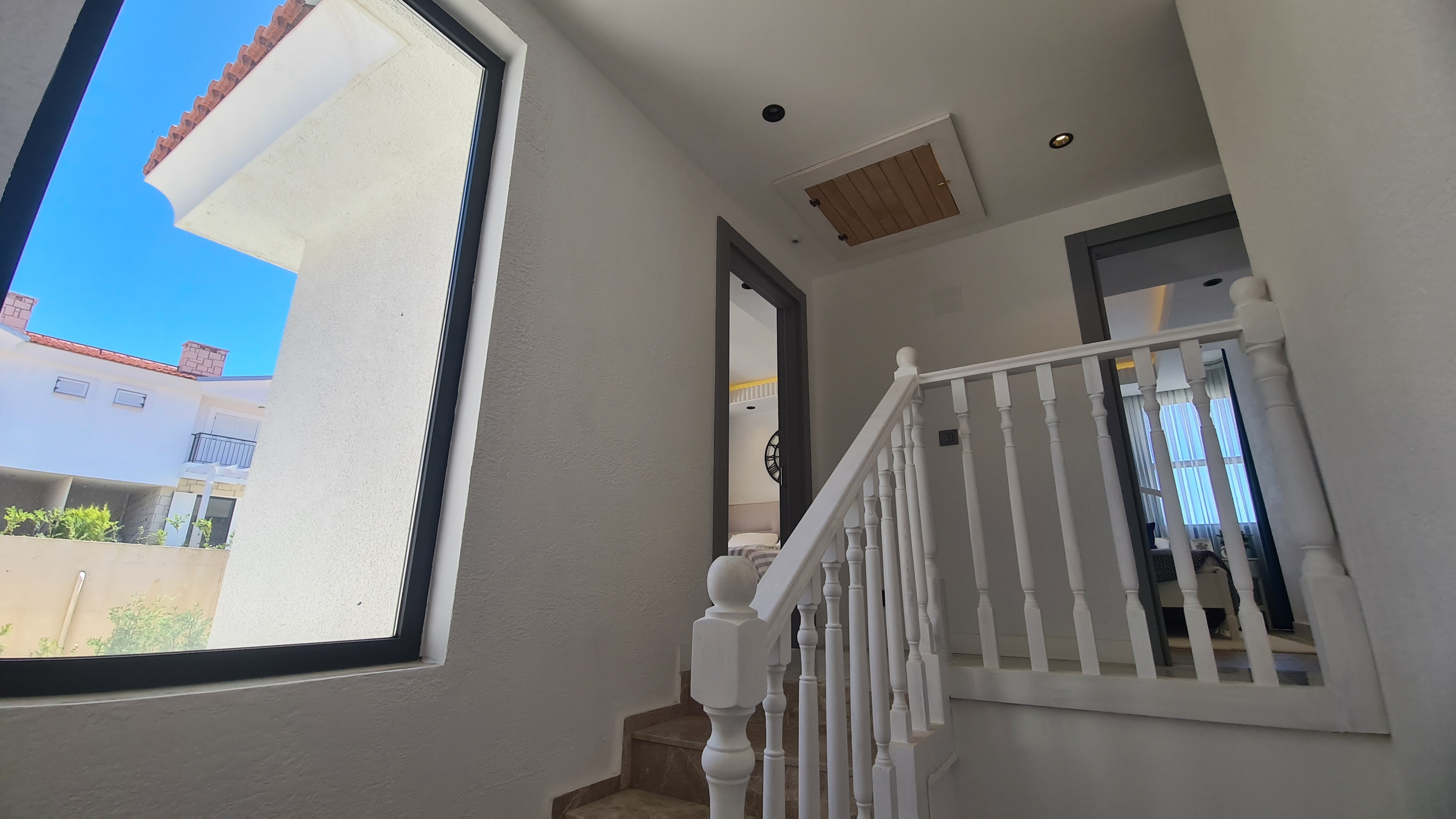 Country Style Semi-Detached Villa For Sale